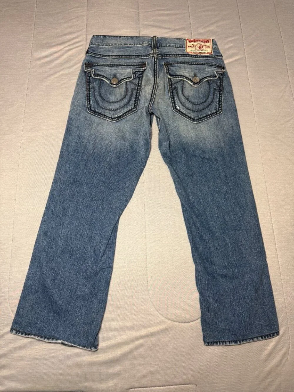 True Religion Mens Ricky Giant Big T Jeans Distressed Light Wash Denim SZ 33